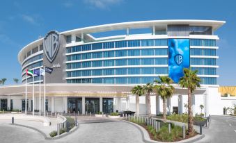 The WB Abu Dhabi Hotel, Curio Collection by Hilton