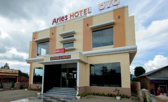 OYO 1819 Aries Hotel