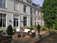 Chambres d'hôtes Château de Courcelette Hotels in Hem