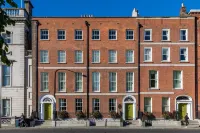 Stauntons on the Green Hotel Các khách sạn gần St. Stephen's Green