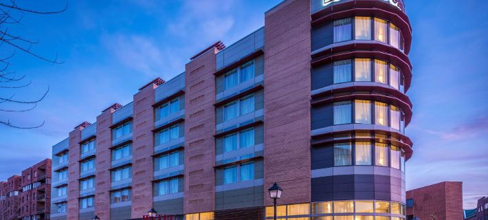 Hilton Garden Inn Alexandria Old Town National Harbor Hotels in Alexandria