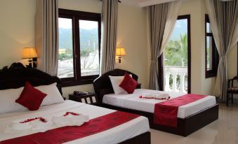 GM Doc Let Beach Resort & Spa