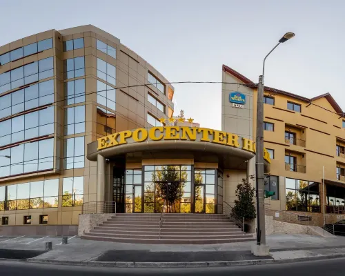 Hotel Sir Royal Hotels near S-Park