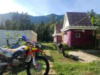 Istana Bromo Hotel dekat Masjid Attaqwa LTMNU Dsn. Wonorejo Desa. Kandang Tepus Senduro Lumajang