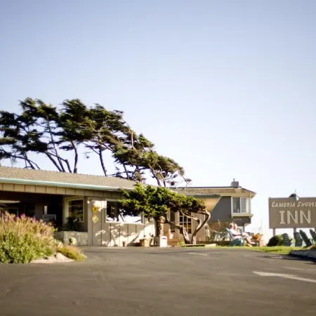 Cambria Shores Inn