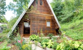 Herzegovina Lodges Boracko Jezero