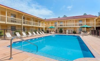 Motel 6 Huntsville, Al University Dr.