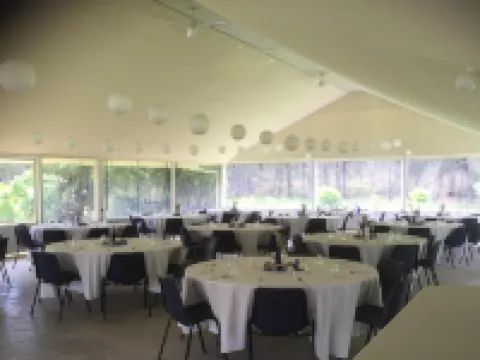 沃倫邦格斯山汽車旅館