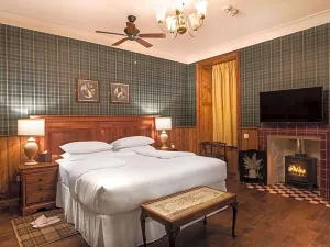 The Whispering Pine Lodge