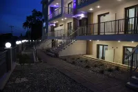 Theano Luxury Suites - 3-Star