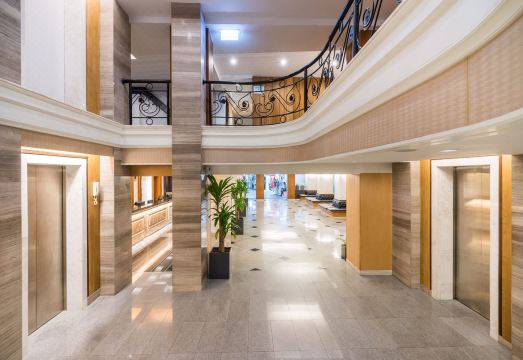 당 덤 인 더 파크 카오산 루프탑 또는 수영장 전망