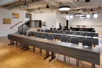 Tryp by Wyndham Pittsburgh/Lawrenceville - Ramah Hewan Peliharaan