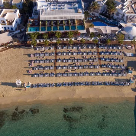 Mykonos Dove Beachfront Hotel Отели рядом с достопримечательностью «Пляж Платис-Гиалос»