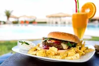 Plaza Beach Hotel