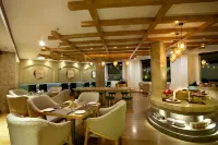 รามาดาบายวินด์แฮมคาตราสเตชั่นโรด