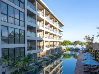 Golden Tulip Pattaya Beachfront Resort Hotels in Bang Lamung