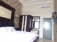 Dio Refael Hotel Hotels near Pos air terjun katasa