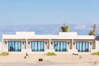 Alila Hinu Bay Hotels in 