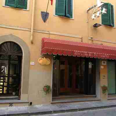 迪斯蒂法諾飯店 Hotel Exterior