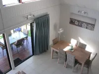 Cardwell Beachcomber Motel & Tourist Park - breakfast