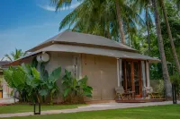 Kadena Glamping Dive Resort Các khách sạn ở Cinangka
