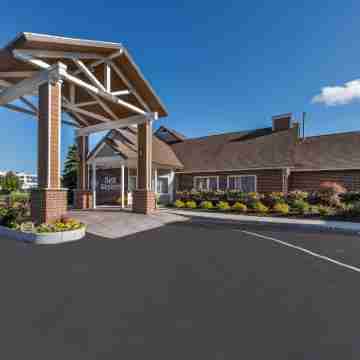 Best Western Fishkill Inn  Suites Hotel Exterior
