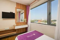 Lavender Riverside Hotel Các khách sạn ở Trung tâm thành phố Đà Nẵng