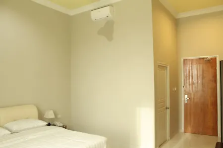 Bajau Bay Hotel & Resort