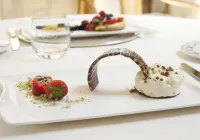 Augustus Hotel & Resort - Breakfast