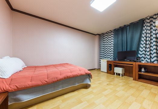 그린파크호텔의 모던한 객실 내부