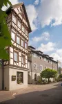 Bischoffs Hotel - parking