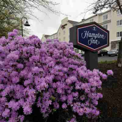 Hampton Inn Nashua Hotel Exterior