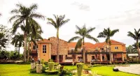 Wash and Wills Hotel Hotels in Bungokho