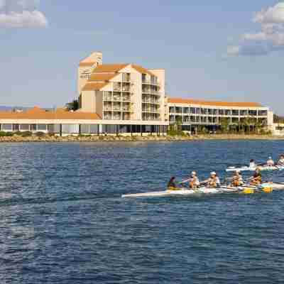 Lakes Hotel Hotel Exterior