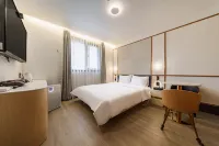 Gimhae Samgye H Avenue Gimhae Samgye Branch Hotels near Jinyeong Station