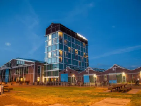 โรงแรมดับเบิลทรีบายฮิลตัน อัมสเตอร์ดัม NDSM วอร์ฟ โรงแรมในอัมสเตอร์ดัม