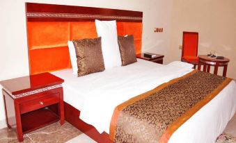 Midas Hotel - Housity