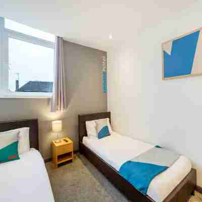 Snooze Hotel Rooms