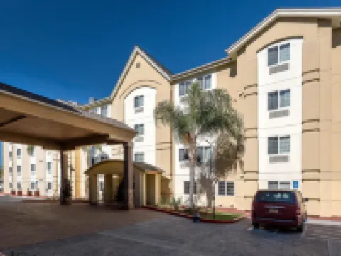 Candlewood Suites LAX HAWTHORNE by IHG Hoteles en Hawthorne