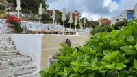 Studio Quiet and Peaceful and Very Relaxing with Kitchen, Shared Pool and AC Hotels in Piskopiano