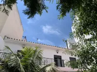 NerjaRooms Hotel di Nerja