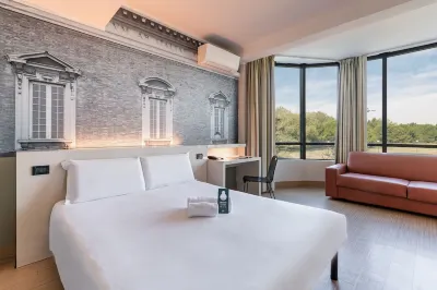 B&B Hotel Ravenna Hotel dekat Palazzo del Comune o Palazzo Merlato