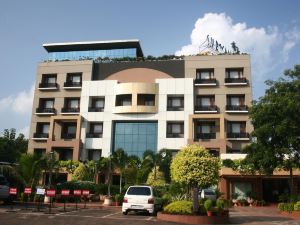 Hotel Suryansh