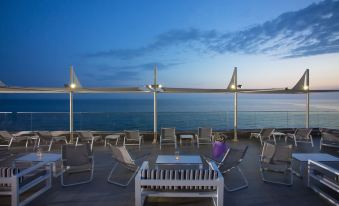 Alexandra Beach Spa Resort