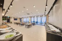 Hotel Hiveinn - جاكوزي