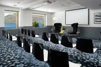 QT Queenstown, an EVT hotel Hotels in Closeburn