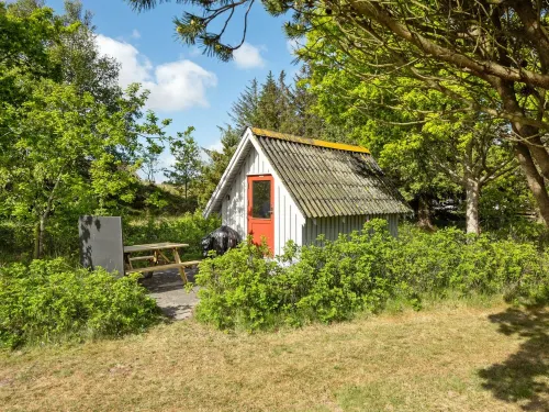 "Jorinde" - 2.8km from the Sea