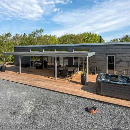 "Hiorulf" - 1.4km from the Sea