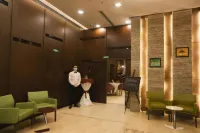 Paris Plaza Hotel - 4-Star