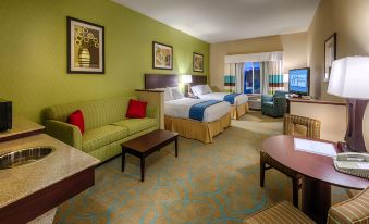 Holiday Inn Express & Suites Red Bluff-South Redding Area